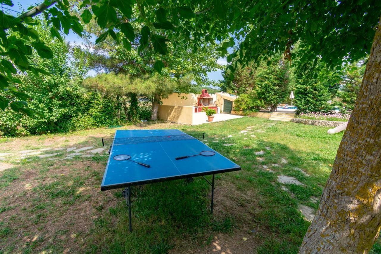 Litsa Apartament *