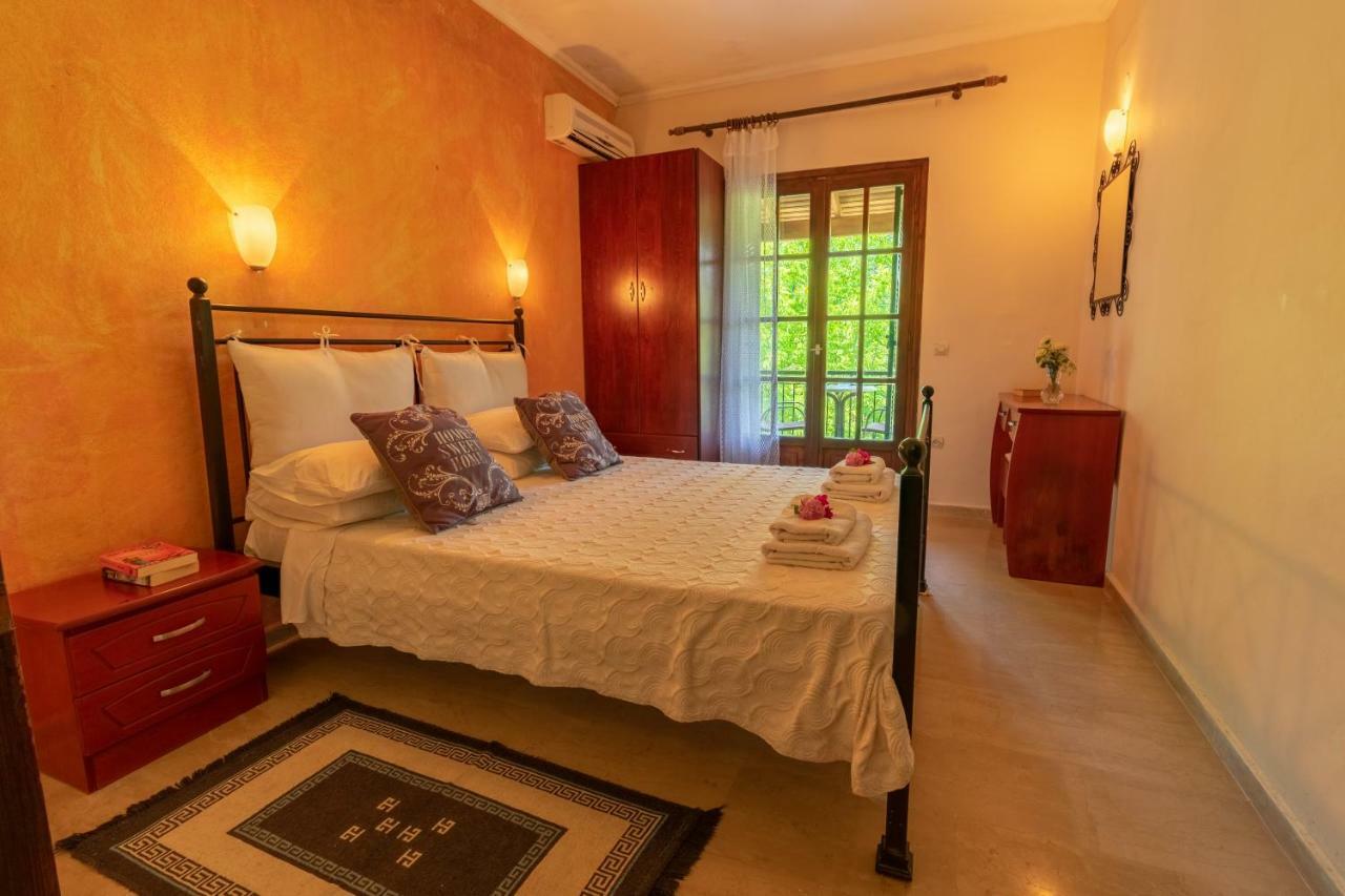 Litsa Apartament