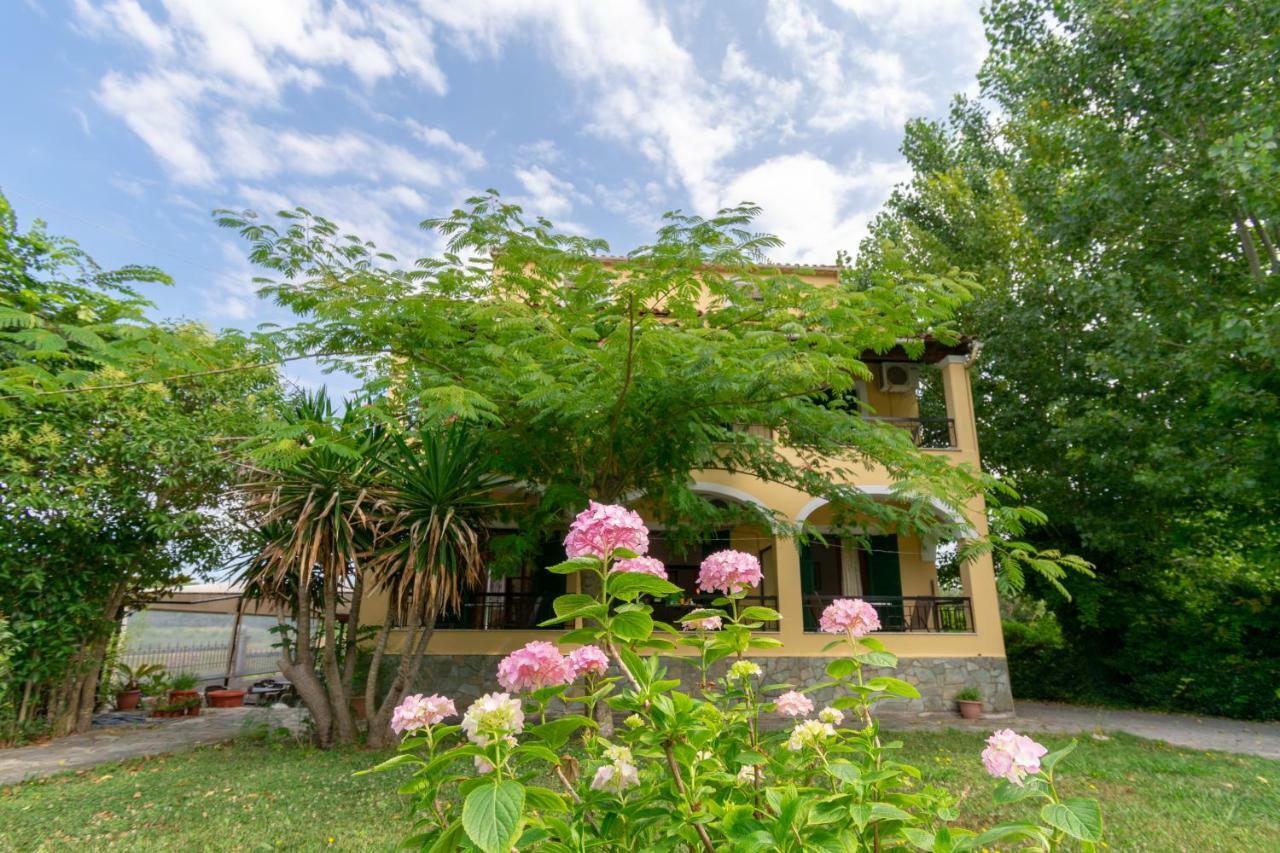 Litsa Apartament